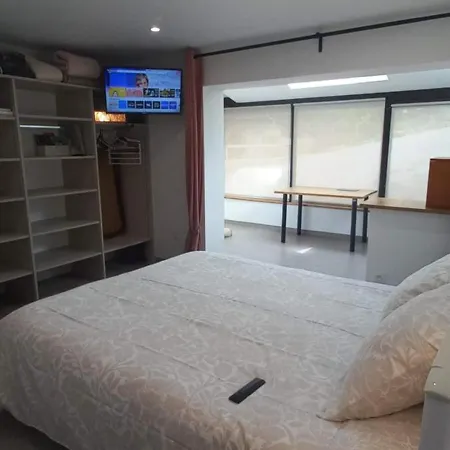 Bed & Breakfast La Casita De Rose 26M2 Climatise Proche Plage Hendaye Et Frontiere Parking Prive Calme Jardin 4*