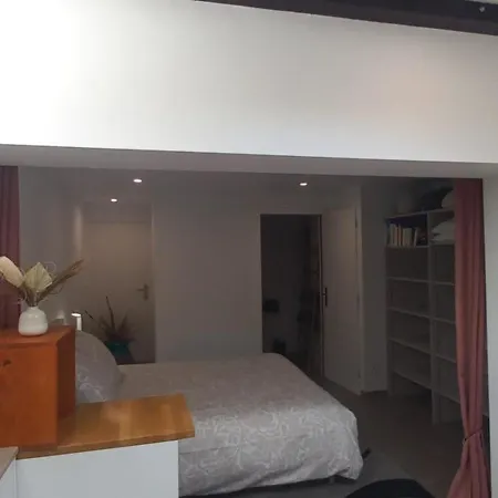 La Casa: Tranquil With Private Parking And Garden *