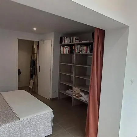 Bed & Breakfast La Casita De Rose 26M2 Climatise Proche Plage Hendaye Et Frontiere Parking Prive Calme Jardin
